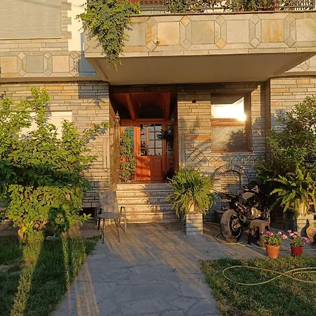 Ksanthioti Lejlighed *